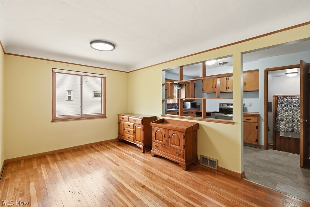 6524 Charles Road North Olmsted OH 44070