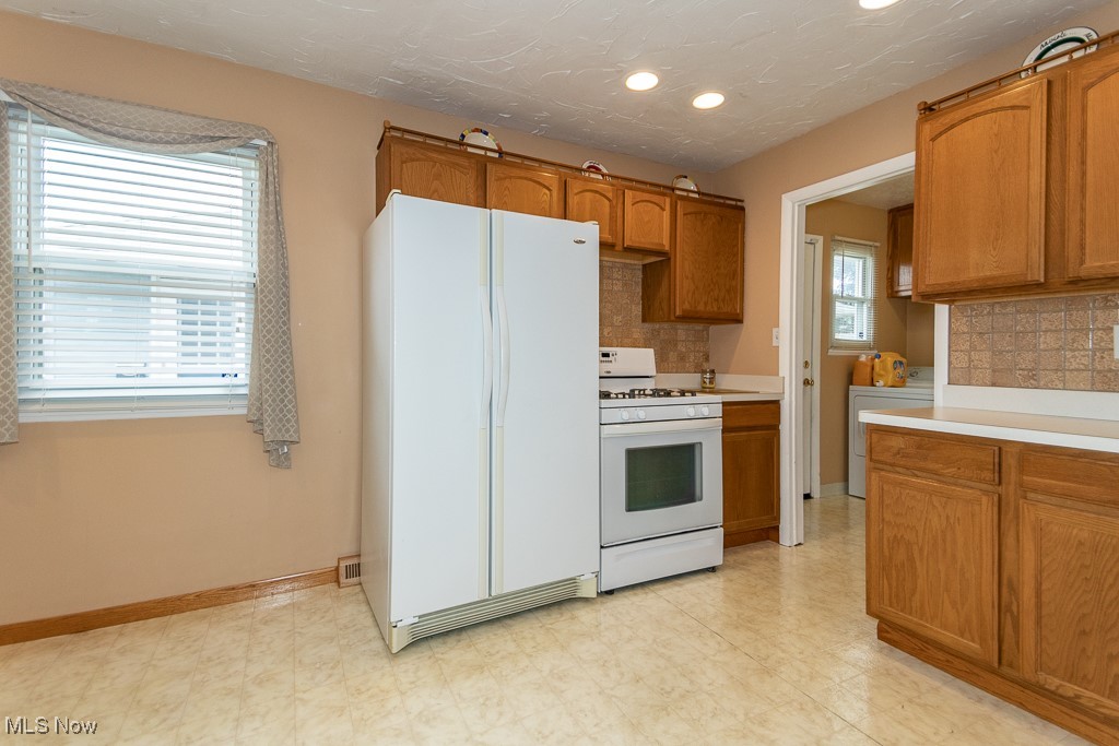 30093 Regent Road Wickliffe OH 44092