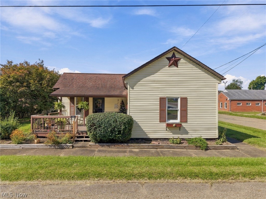 185 Brady Street Magnolia OH 44643