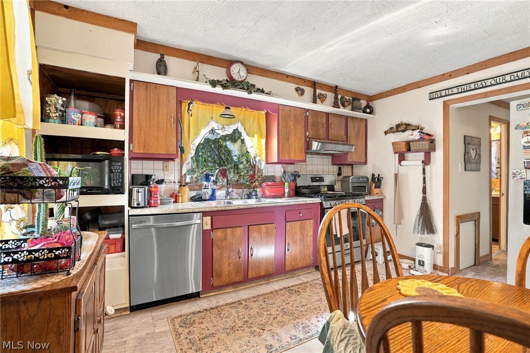 185 Brady Street Magnolia OH 44643