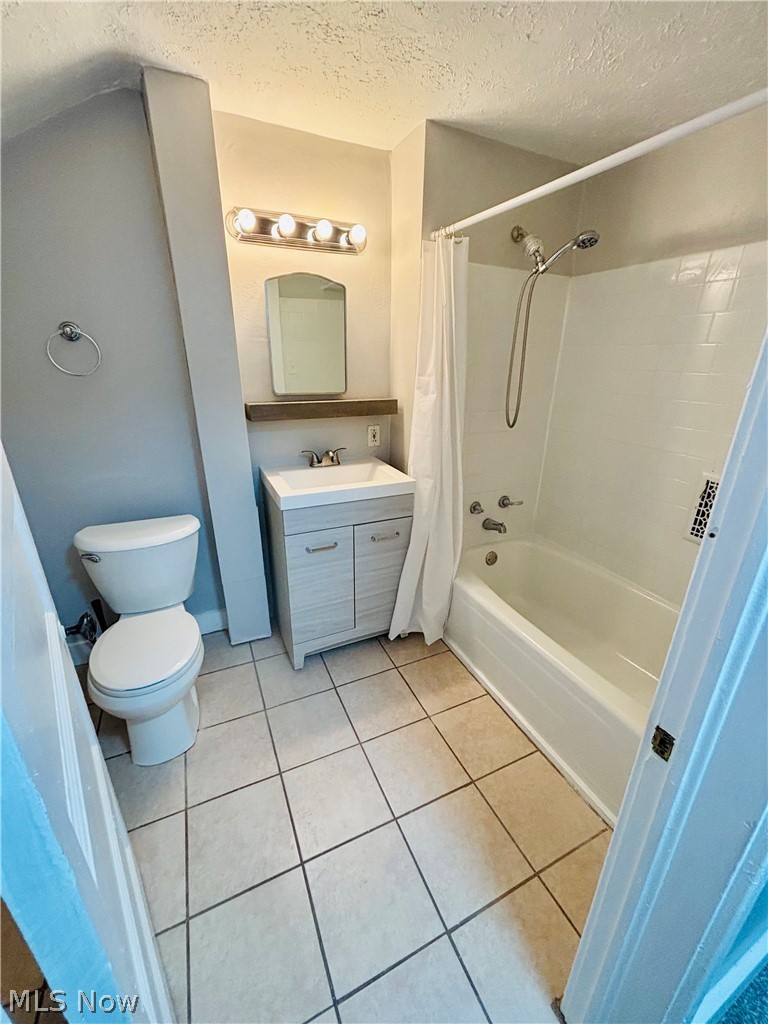18104 Landseer Road Cleveland OH 44119