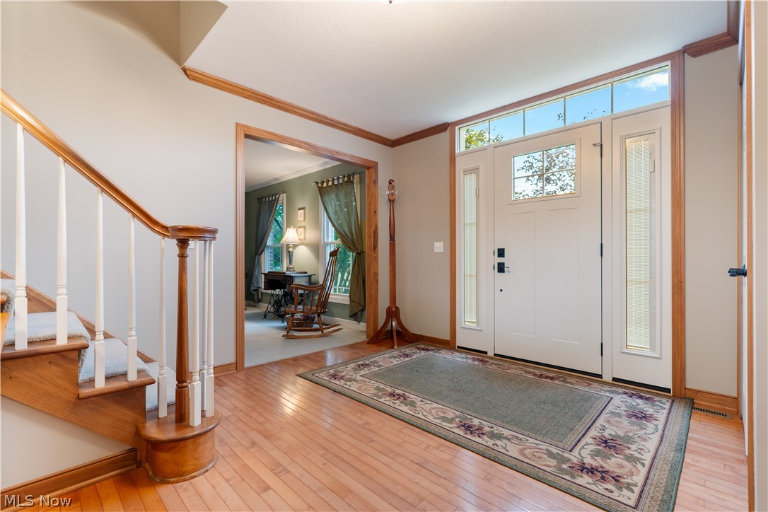 6633 Olde Stone Circle NE Canton OH 44721