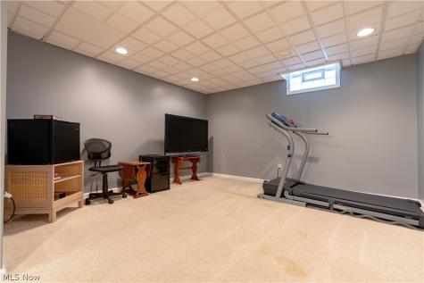 6633 Olde Stone Circle NE Canton OH 44721