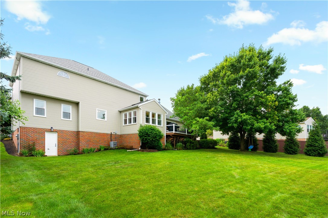 6633 Olde Stone Circle NE Canton OH 44721