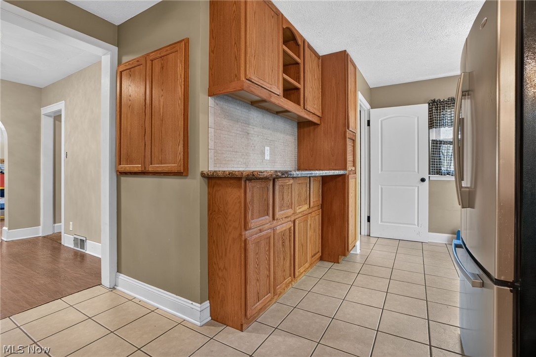 3912 Lake Road W Saybrook OH 44004