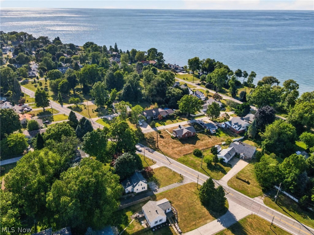 3912 Lake Road W Saybrook OH 44004