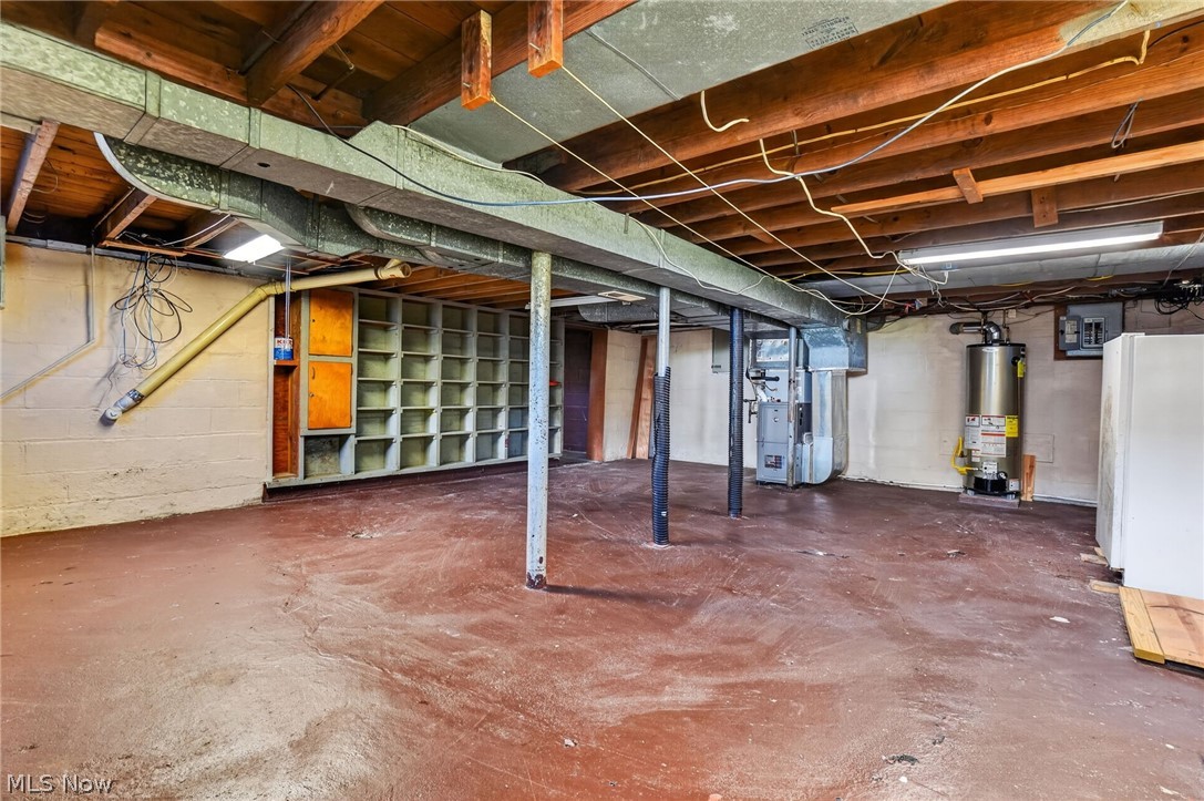 3912 Lake Road W Saybrook OH 44004