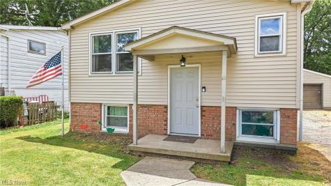 64 Morningside Road Niles OH 44446