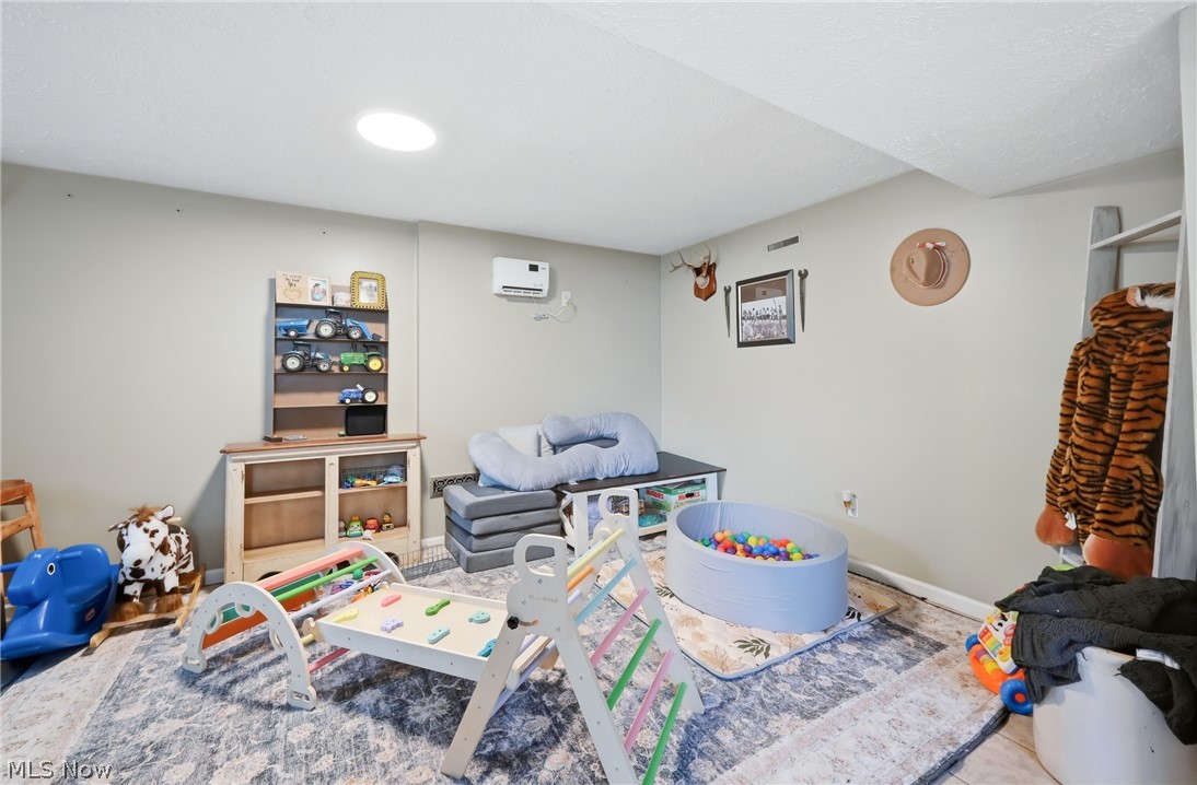 64 Morningside Road Niles OH 44446