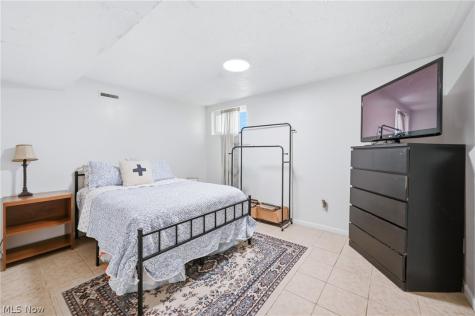 64 Morningside Road Niles OH 44446