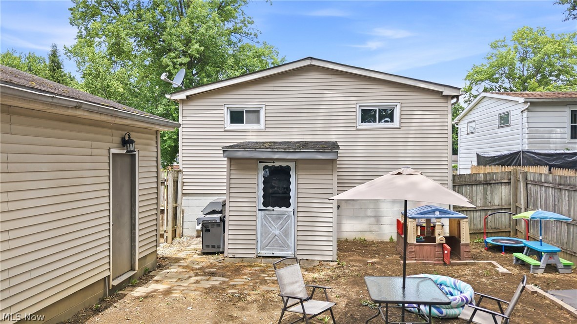 64 Morningside Road Niles OH 44446
