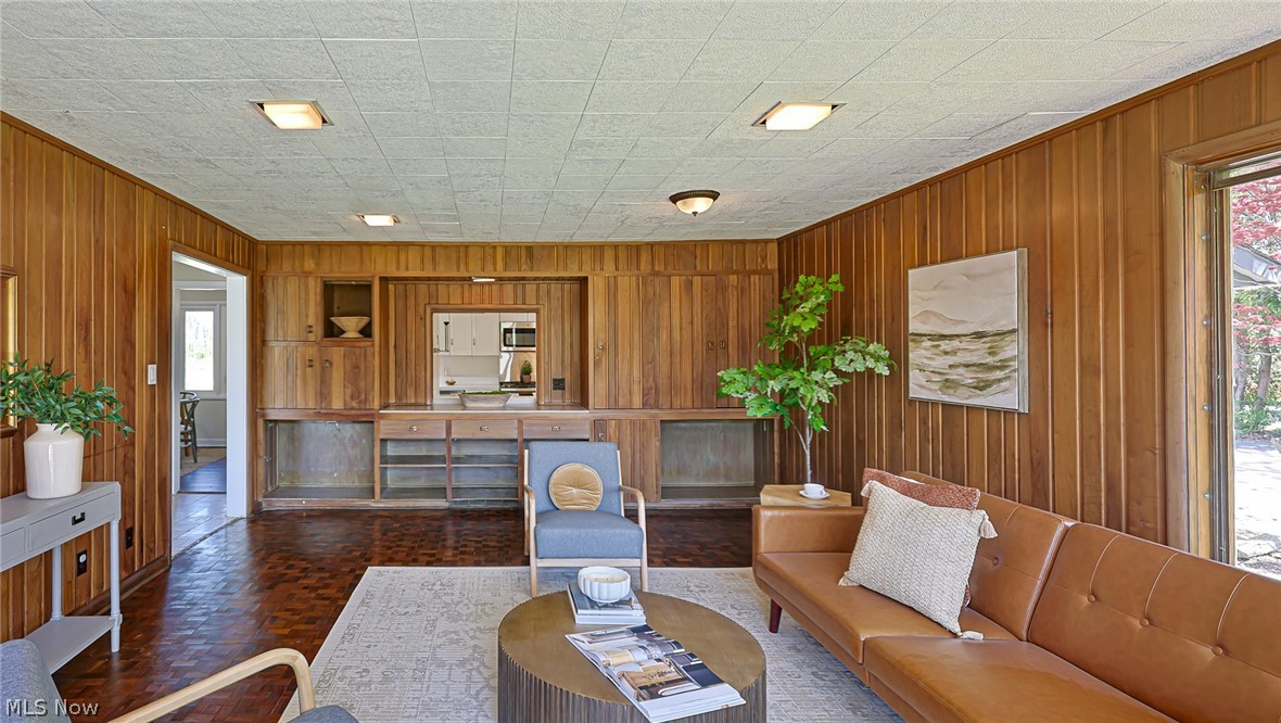 22350 Shaker Boulevard Shaker Heights OH 44122