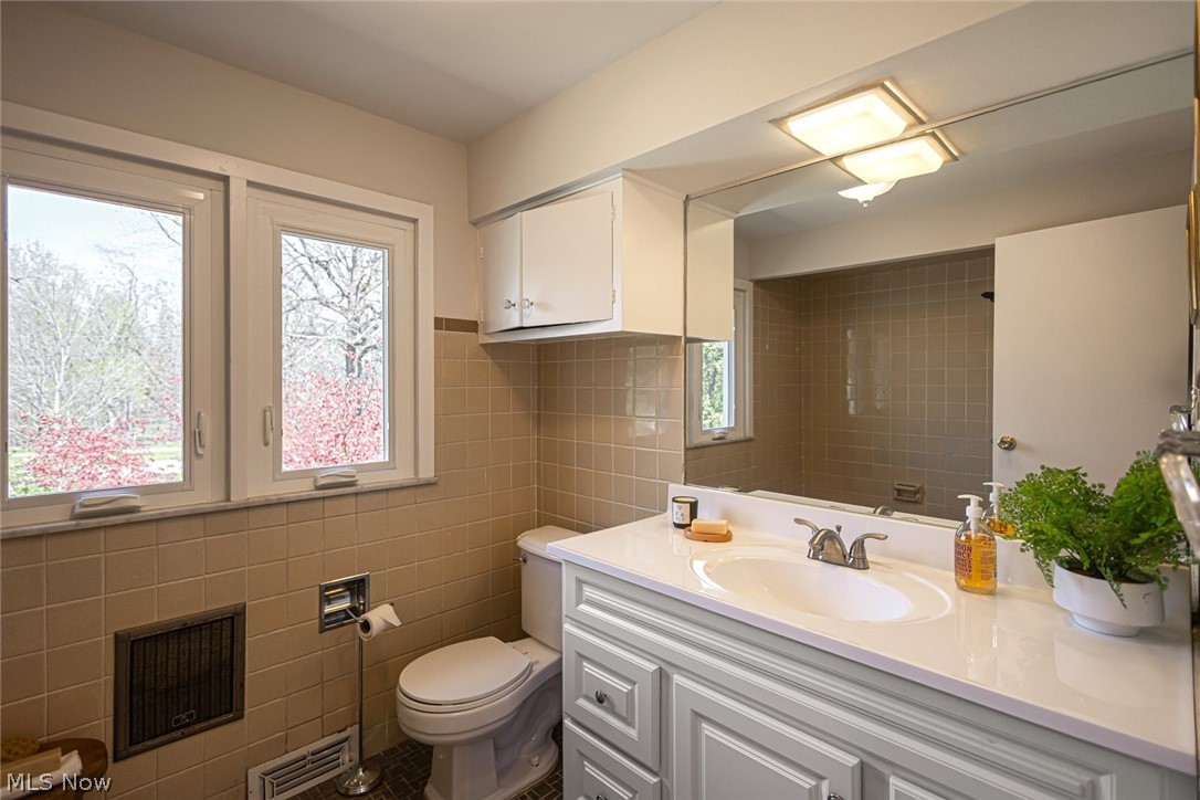 22350 Shaker Boulevard Shaker Heights OH 44122