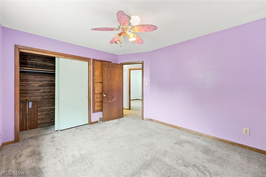71 23rd Street NW Barberton OH 44203
