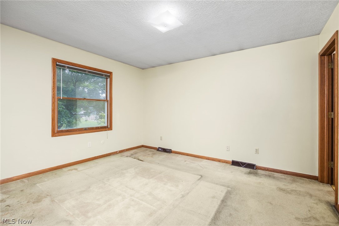 364 Garner Drive Mogadore OH 44260
