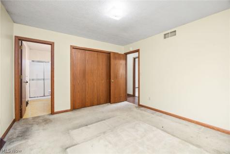 364 Garner Drive Mogadore OH 44260