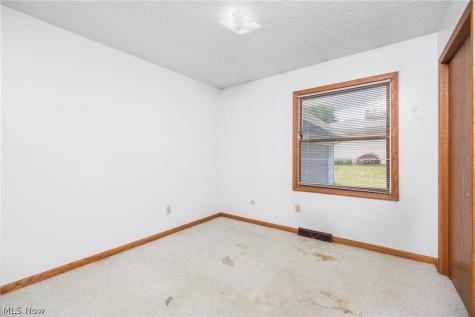 364 Garner Drive Mogadore OH 44260
