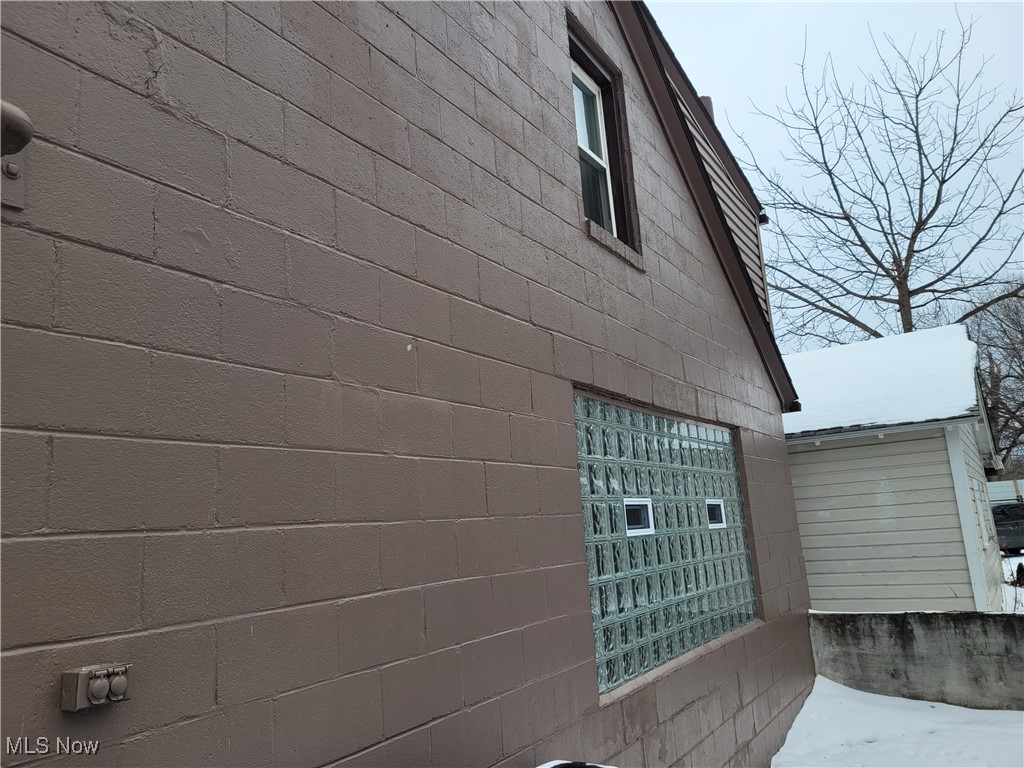 902 W 21st Street Lorain OH 44052