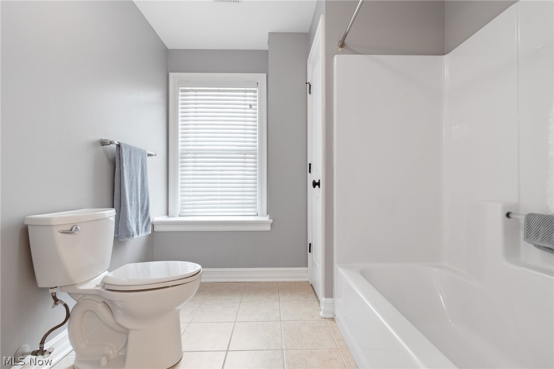 727 Walden Reserve Boulevard Hinckley OH 44233