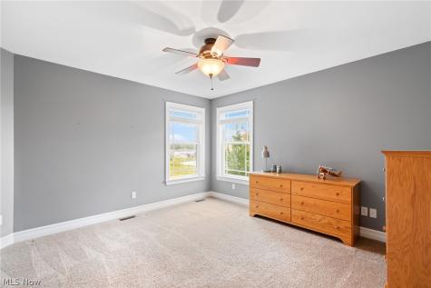 727 Walden Reserve Boulevard Hinckley OH 44233