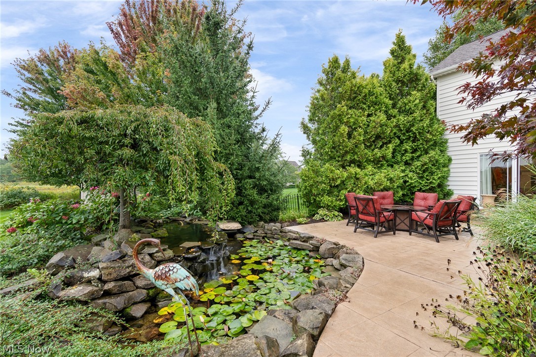 727 Walden Reserve Boulevard Hinckley OH 44233