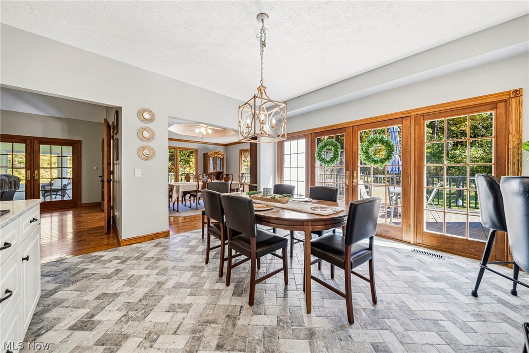 10893 Lakebrook Drive Kirtland OH 44094