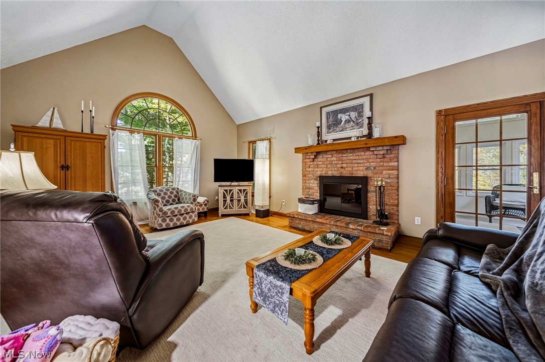 10893 Lakebrook Drive Kirtland OH 44094
