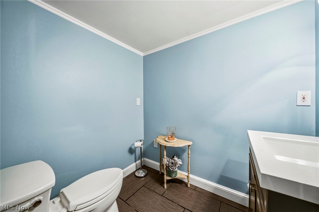 10893 Lakebrook Drive Kirtland OH 44094