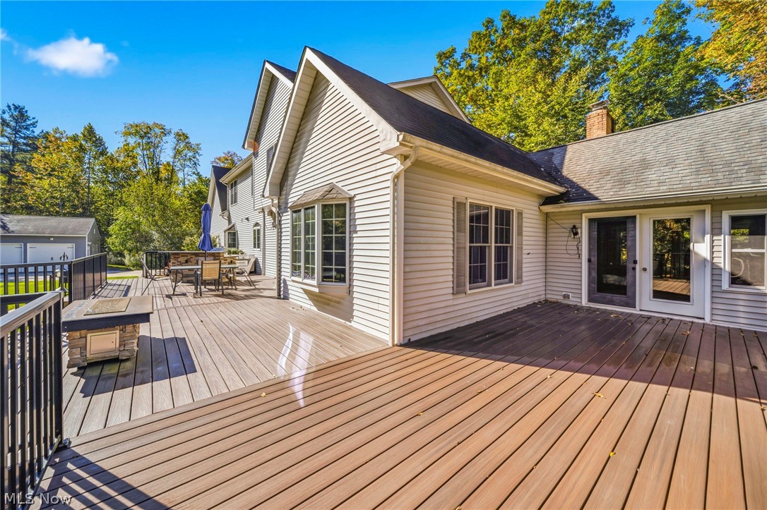 10893 Lakebrook Drive Kirtland OH 44094