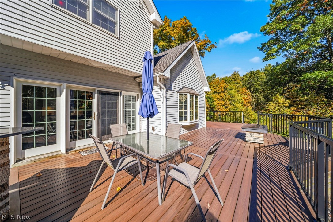 10893 Lakebrook Drive Kirtland OH 44094