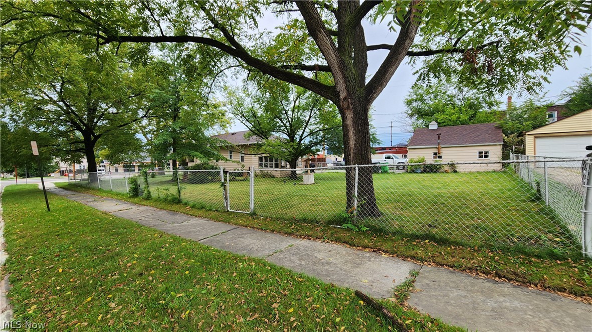 7925 Garfield Boulevard Garfield Heights OH 44125