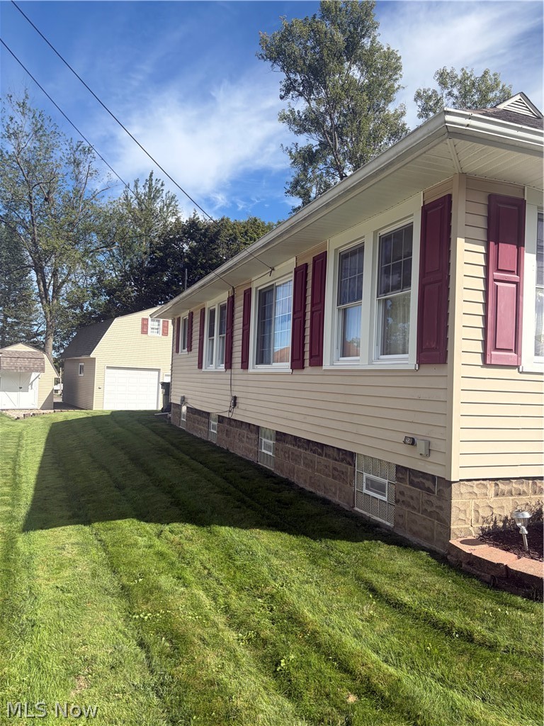 48 21st Street NW Massillon OH 44647