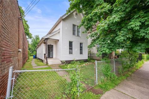 1911 W 65th Street Cleveland OH 44102