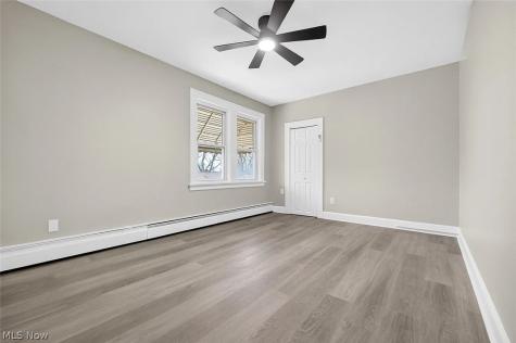 21007 Gardenview Drive Maple Heights OH 44137