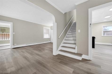 21007 Gardenview Drive Maple Heights OH 44137
