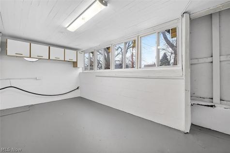21007 Gardenview Drive Maple Heights OH 44137