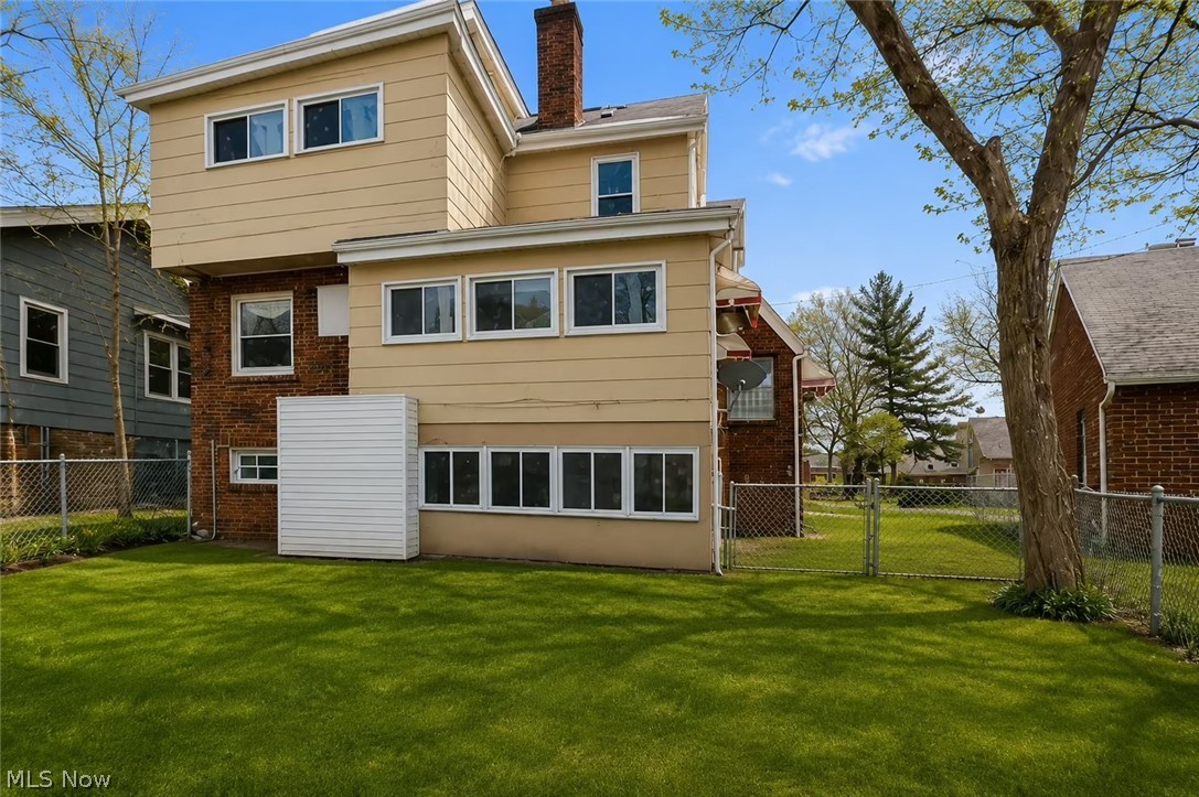 21007 Gardenview Drive Maple Heights OH 44137