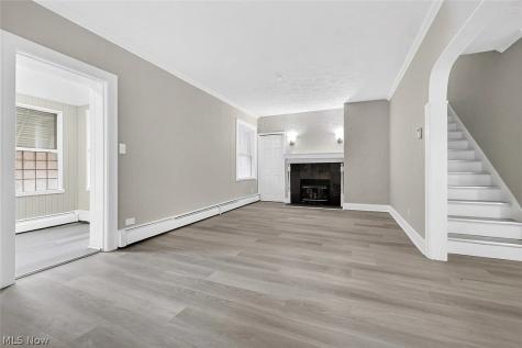 21007 Gardenview Drive Maple Heights OH 44137