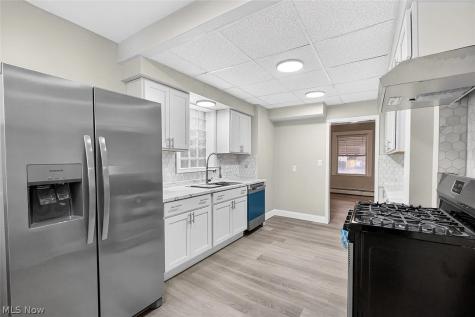 21007 Gardenview Drive Maple Heights OH 44137
