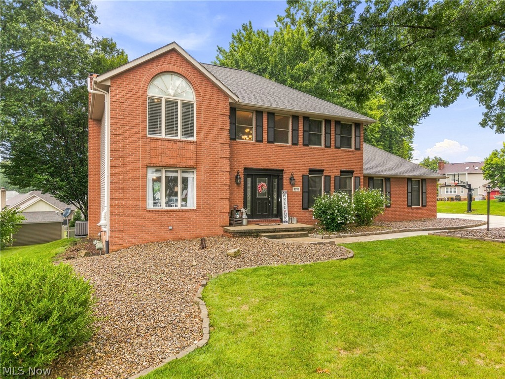 3379 Stratham Circle NW Canton OH 44708