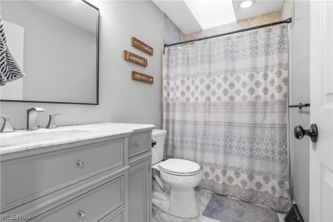 3379 Stratham Circle NW Canton OH 44708