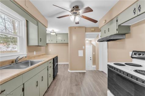 4693 Liberty Road South Euclid OH 44121