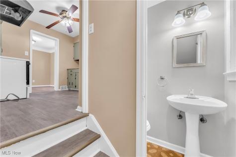 4693 Liberty Road South Euclid OH 44121