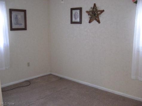 2319 Bollinger Avenue NE Canton OH 44705