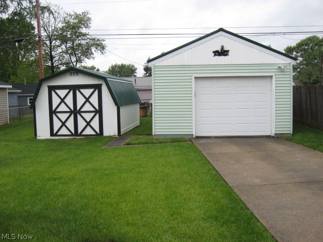 2319 Bollinger Avenue NE Canton OH 44705