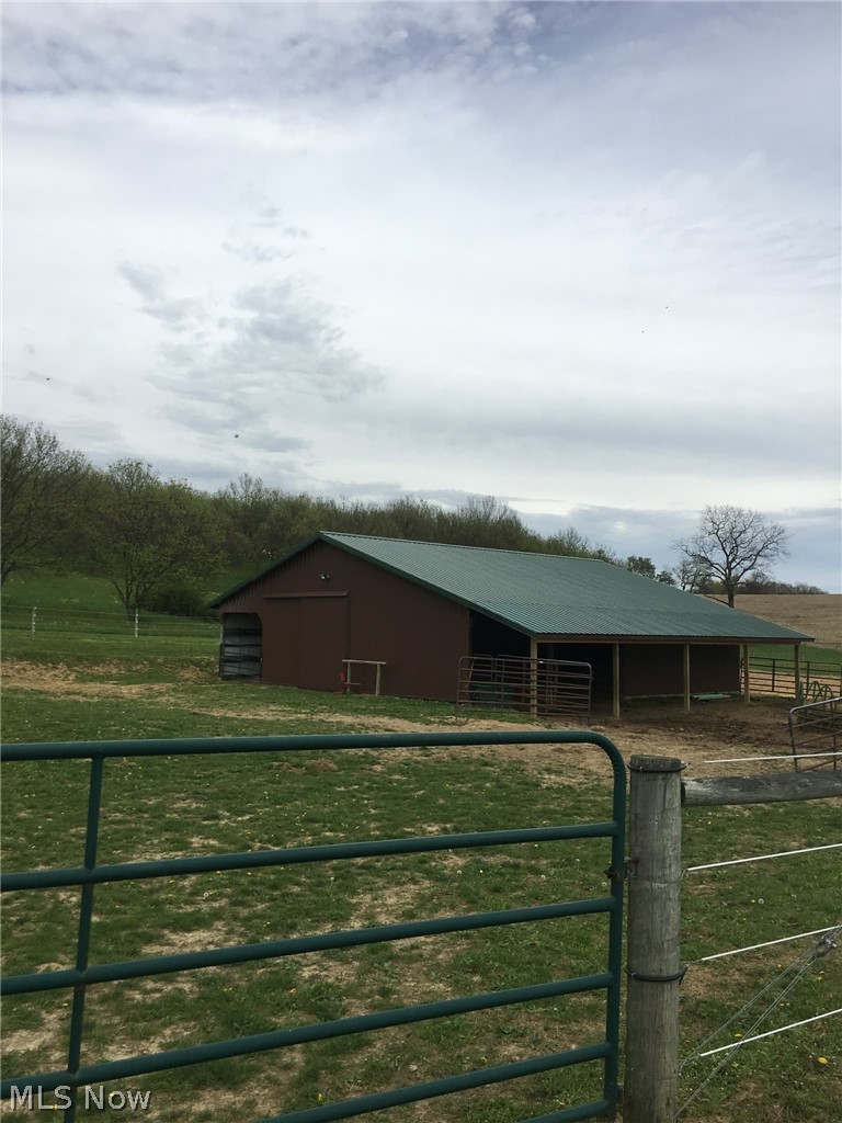 5080 Germano Road SE Carrollton OH 44615