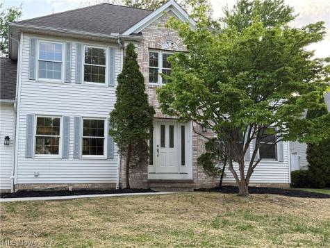 326 Bridgeport Trail Richmond Heights OH 44143
