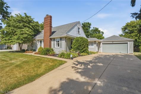 214 Grandview Avenue NW Canton OH 44708