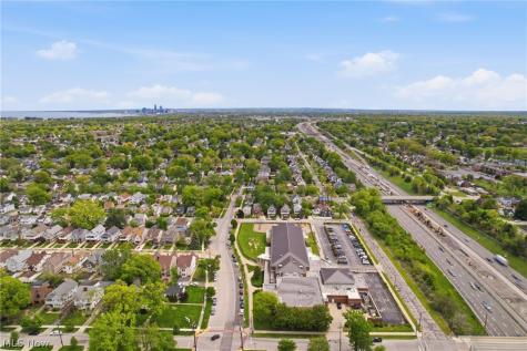 2219 Carabel Avenue Lakewood OH 44107