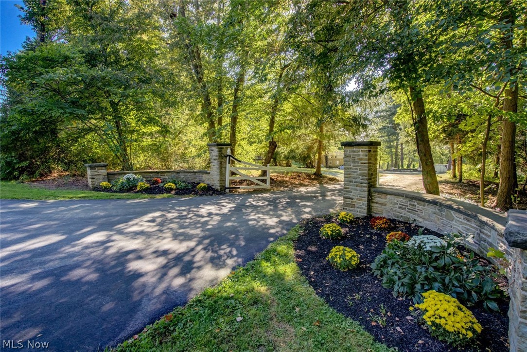 600 Battles Road Gates Mills OH 44040